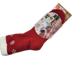 Earth Therapeutics Red & White Thermal Socks with Shea Butter Sizes 5-11 NIP